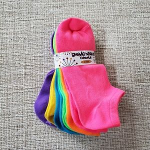 🆕️ Dominique Nicole No Show Socks